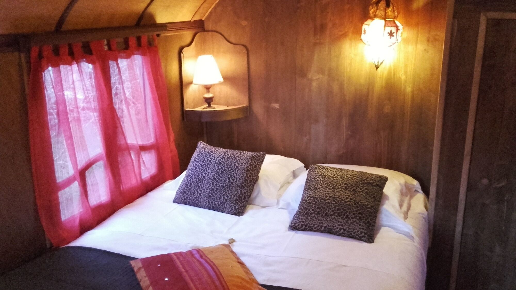 Hotel Les Roulottes De La Baronnie Saint-Malo Esterno foto